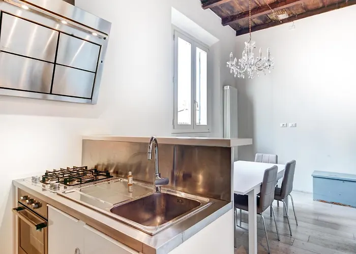 Dimora San Vitale Apartment